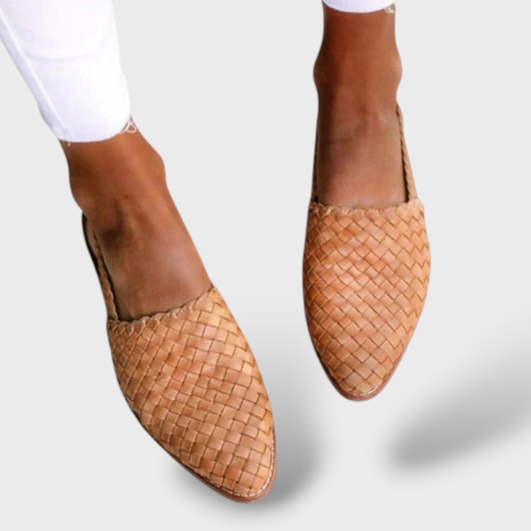 Ortopeedilised Slingback Sandalid Punutud Nahast