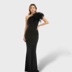 Elegantne Maxi Kleidiga Sulgedega