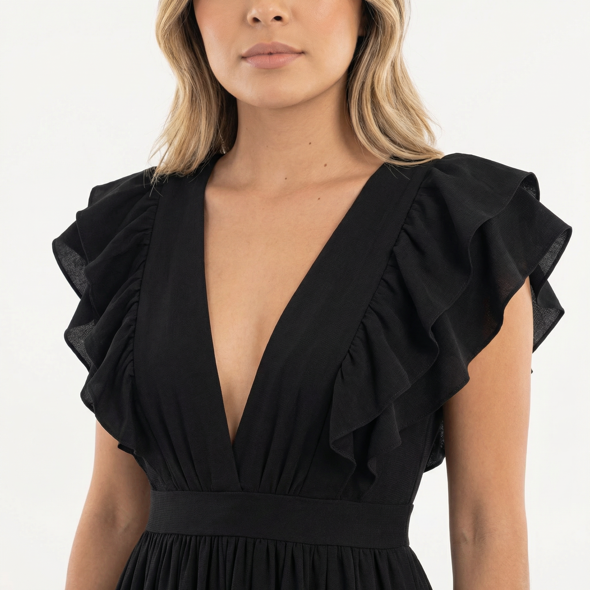 Elegantne pikk kleit volangidega