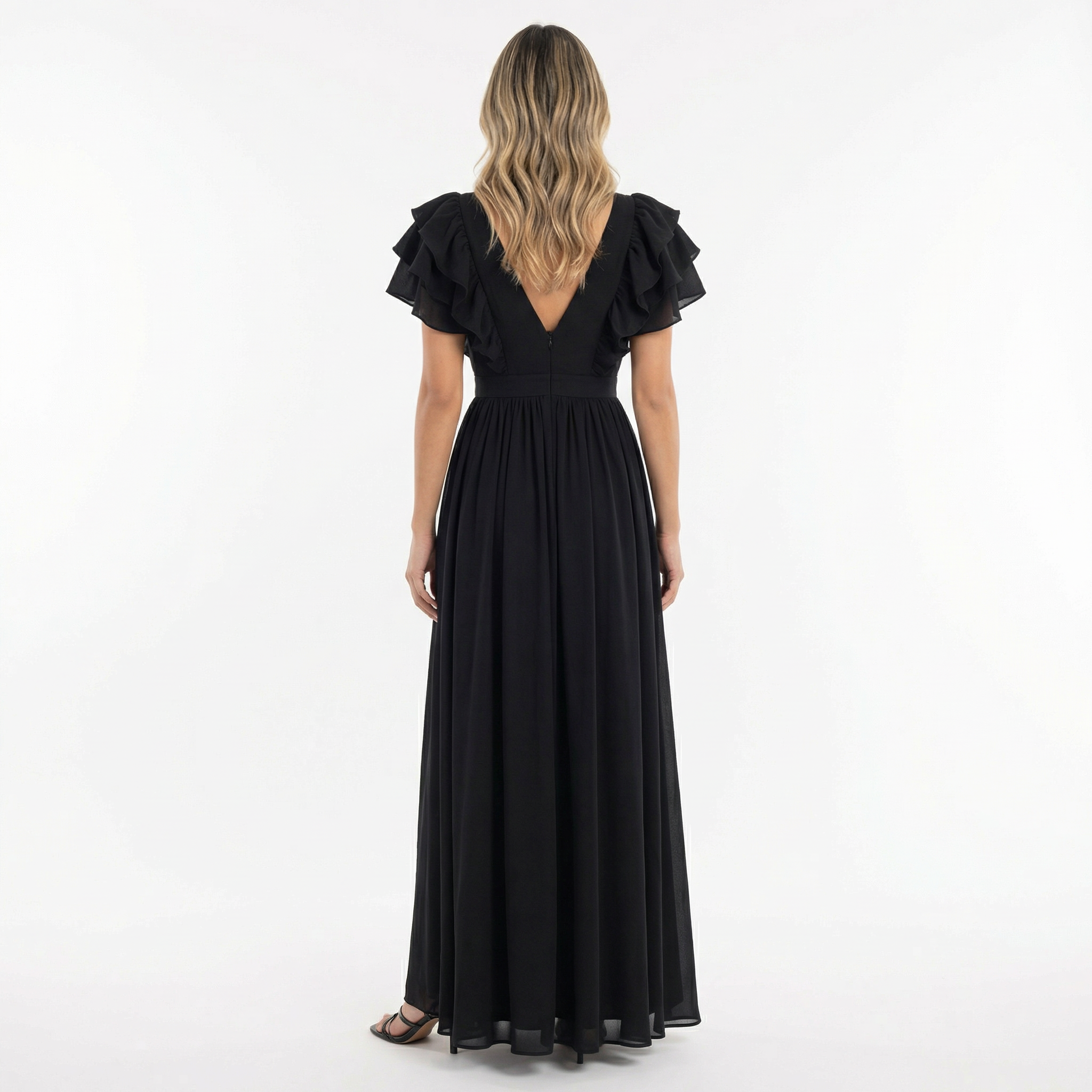 Elegantne pikk kleit volangidega
