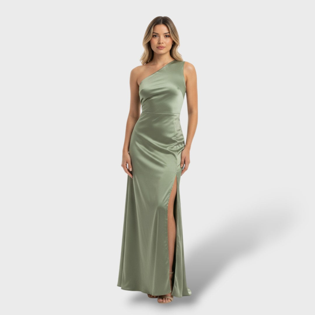 Elegantne, keha järgiv kleit asümmeetrilise lõikega