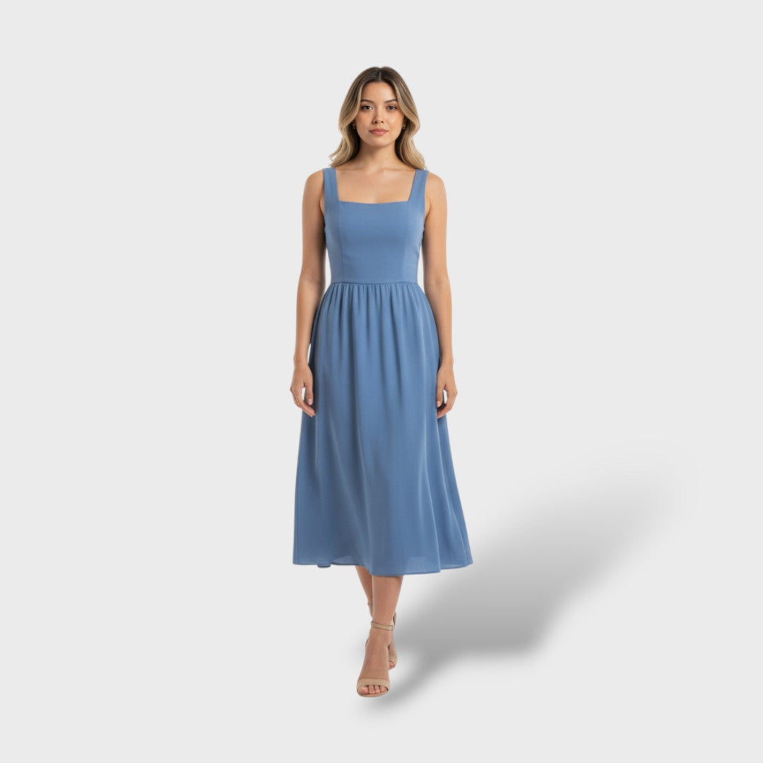 Elegantne Midi Kleidita Ruutkaelusega